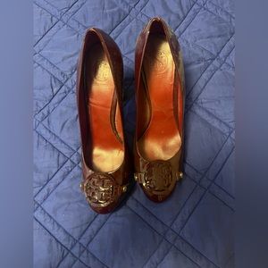 Tory Burch Block Heeled Pumps